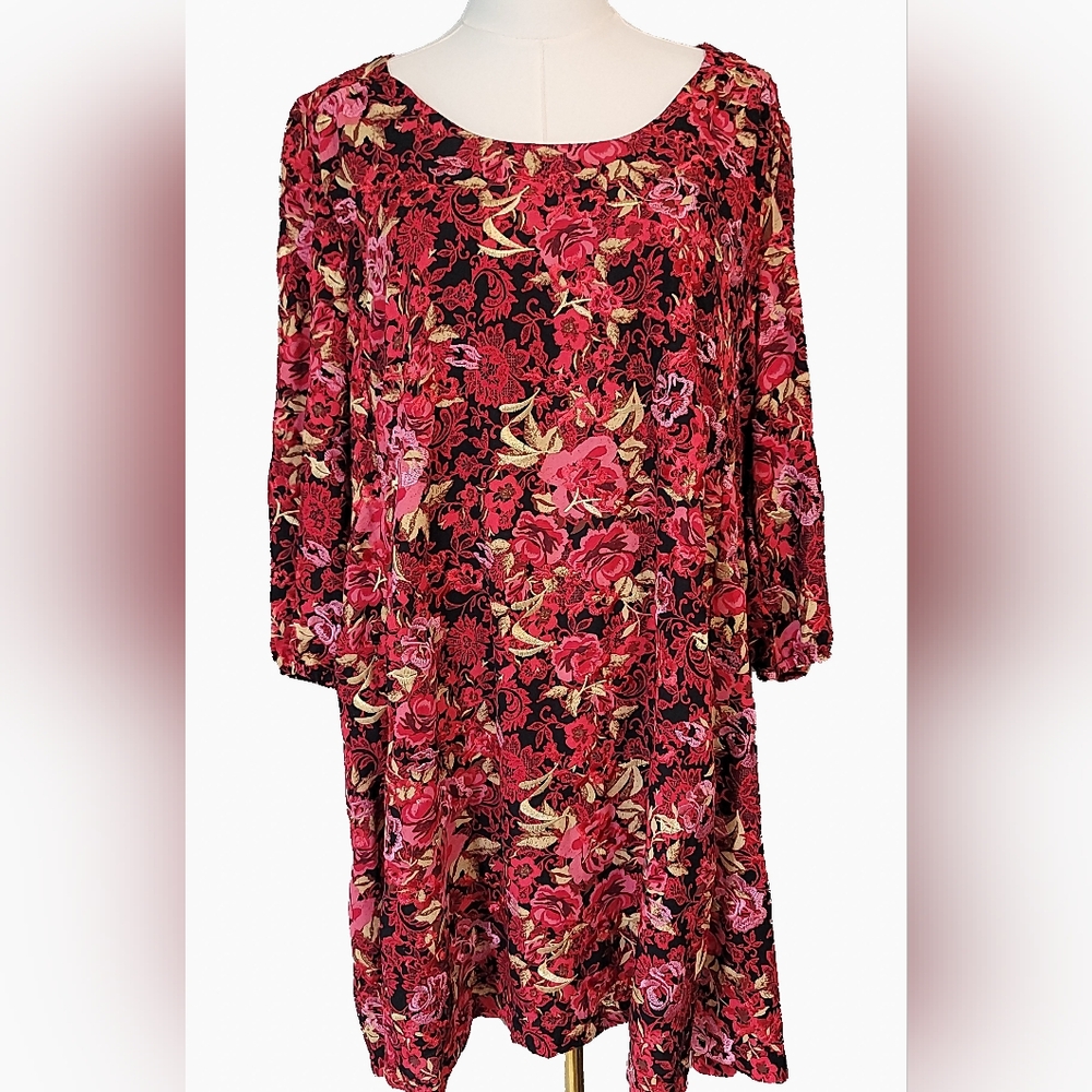 ECI New York Long Sleeve Floral Dress in Red and Pink Gold